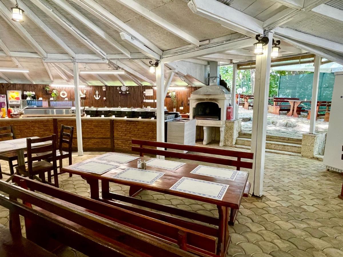 Bsa Holiday Park Hotel Golden Sands Bagian luar foto